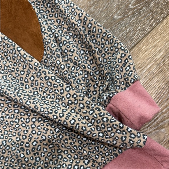 Leopard Print Hoodie with Pink Accents - Picture 2 of 2
